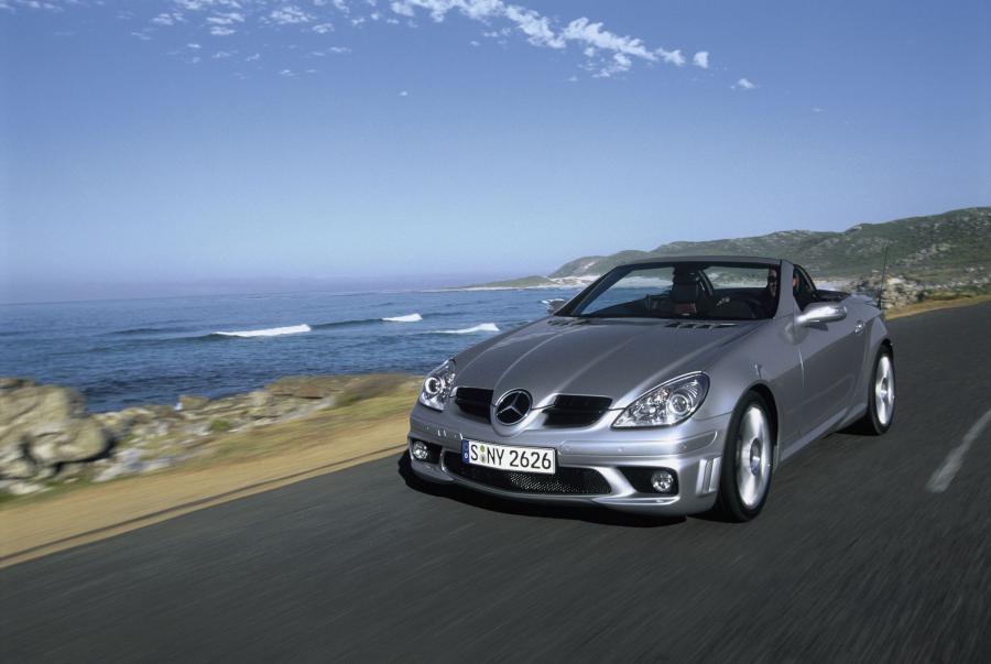  Mercedes-Benz SLK55 AMG 2005 года  (фото 35 из 96)